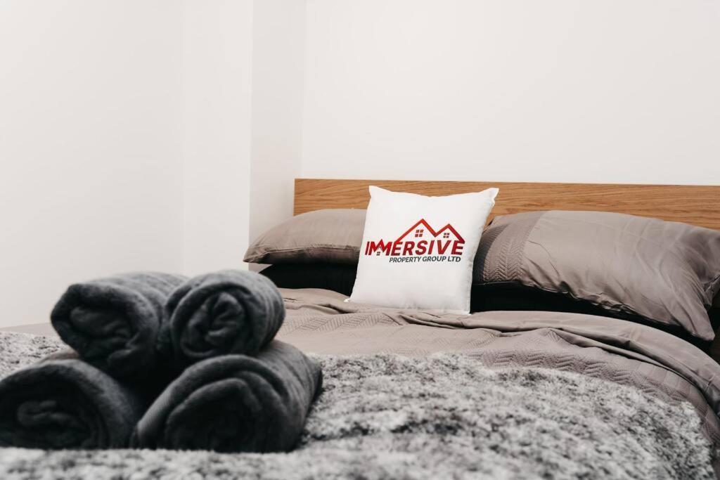 Stunning Modern Heart Of The City Apartment Sheffield Luaran gambar